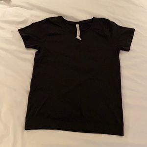 lululemon swiftly relaxed short sleeve !